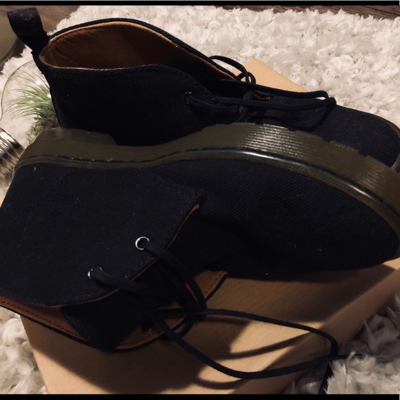 Doc Martens [Dr. Martens] Women’s Daytona Canvas - Picture 3 of 4